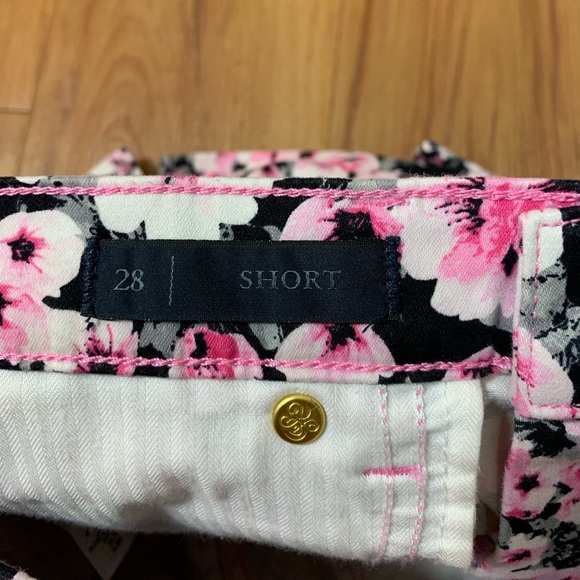 Juicy Couture Pink Floral High Rise Shorts - Picture 6 of 10